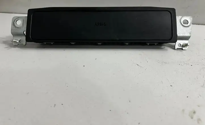 BMW 3 F30 F35 F31 (2012 - 2018) 9228653 Коленная подушка безопасности — фото 1