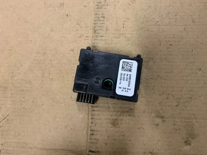 Audi A3/S3 8P (2008 - 2013) 1K0959654 Датчик угла поворота руля — фото 2