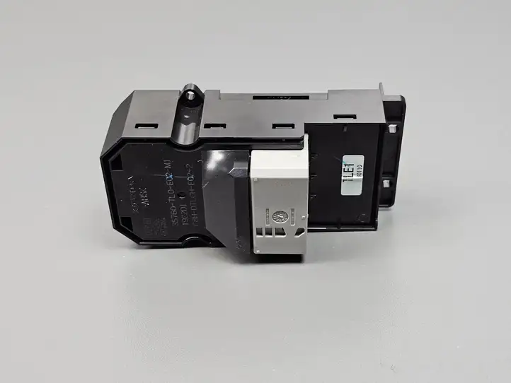 Honda Accord (2008 - 2016) 35760TL0E02M1 Блок кнопок стеклоподъемников — фото 6