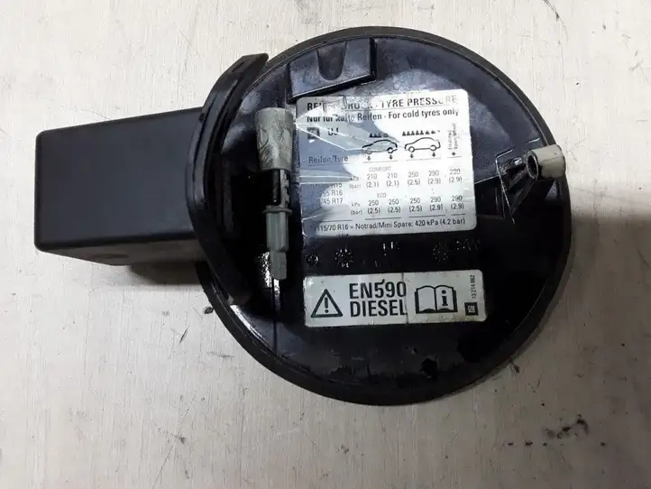 Opel Astra H (2004 - 2009) 13165921 Крышка топливного бака — фото 2