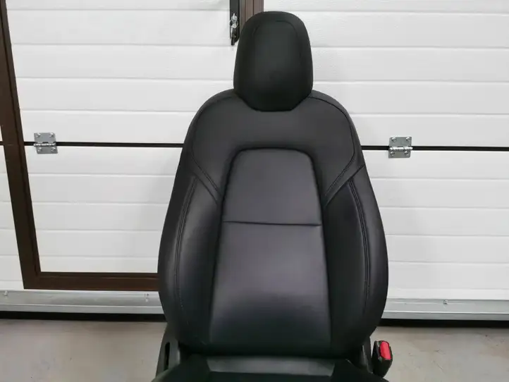 Tesla Model 3 (2017 - 2023) 1076116-06-F Переднее сиденье пассажира — фото 3