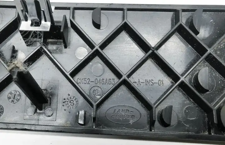 Land Rover Range Rover L405 (2012 - 2017) CK52046A63 Кнопка бардачка — фото 3