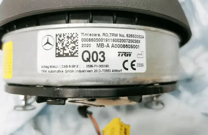 Mercedes-Benz EQC (2018 - ) A0008605001 Подушка безопасности руля — фото 4