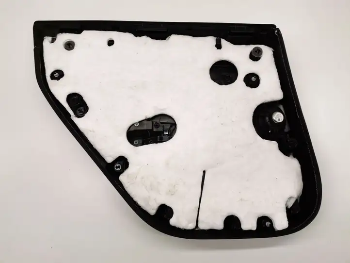 Tesla Model 3 (2017 - 2023) 1090415-01-M Обшивка задней двери — фото 4