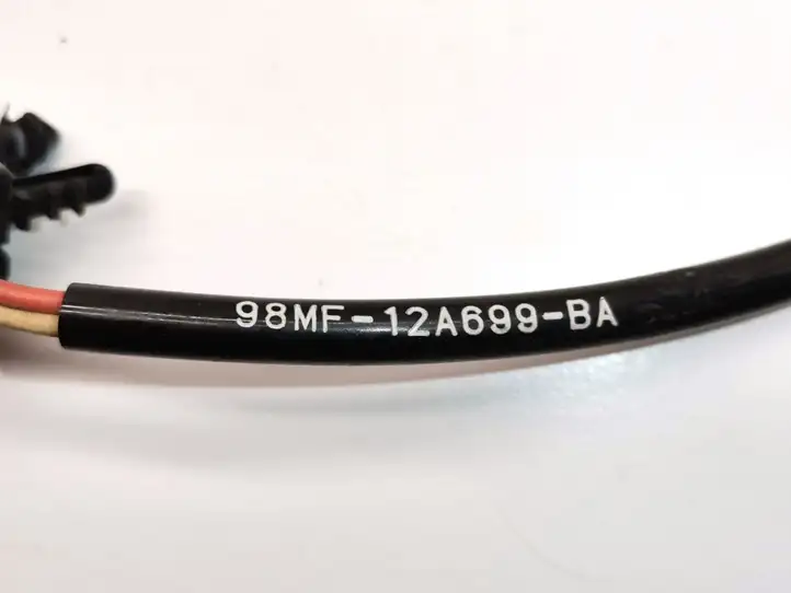 Volvo S60 (2010 - 2013) 98MF12A699AA Датчик детонации — фото 4