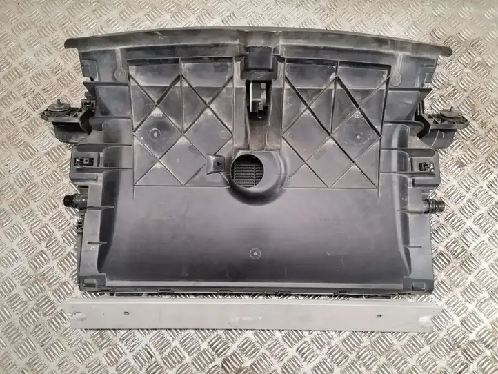 Tesla Model Y (2019 - 2024) 1634325-00-A Радиатор охлаждающей жидкости двигателя — фото 4