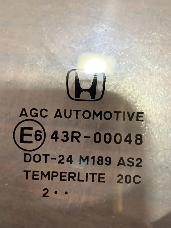 Honda CR-V (2012 - 2016) E643R00048 Заднее боковое стекло — фото 5