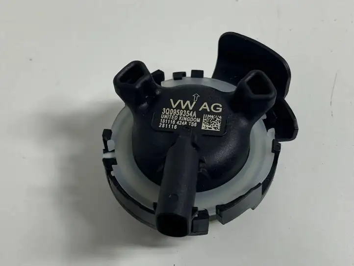 Skoda Octavia Mk3 (5E) (2013 - 2019) 3Q0959354A Датчик удара SRS — фото 2