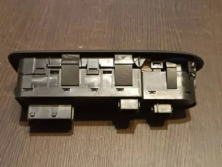 Peugeot 308 (2007 - 2013) 96644915XT Кнопка стеклоподъемников — фото 3