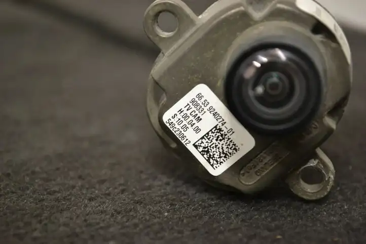 BMW 3 F30 F35 F31 (2012 - 2018) 9240274 Камера в лобовом стекле — фото 6