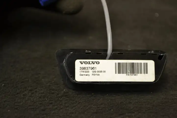 Volvo XC90 (2014 - 2019) 39837961 Микрофон (Bluetooth / телефон) — фото 3