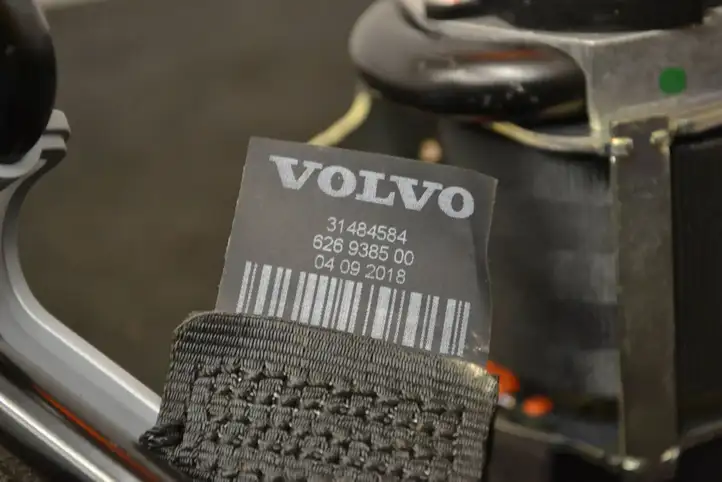 Volvo XC90 (2014 - 2019) 31484584 Передний ремень безопасности — фото 2