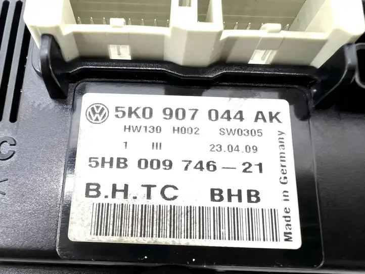 Volkswagen Golf VI (2009 - 2013) 5K0907044AK Блок управления климат-контролем — фото 7