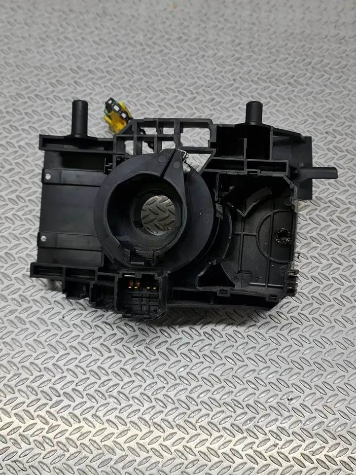 Renault Twingo II (2007 - 2014) 8200856010M Контактное кольцо SRS — фото 4