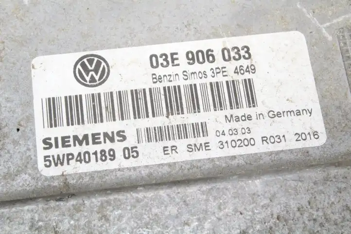 Volkswagen Polo VI (2015 - 2019) 03E906033 Блок управления двигателем (ЭБУ) — фото 2