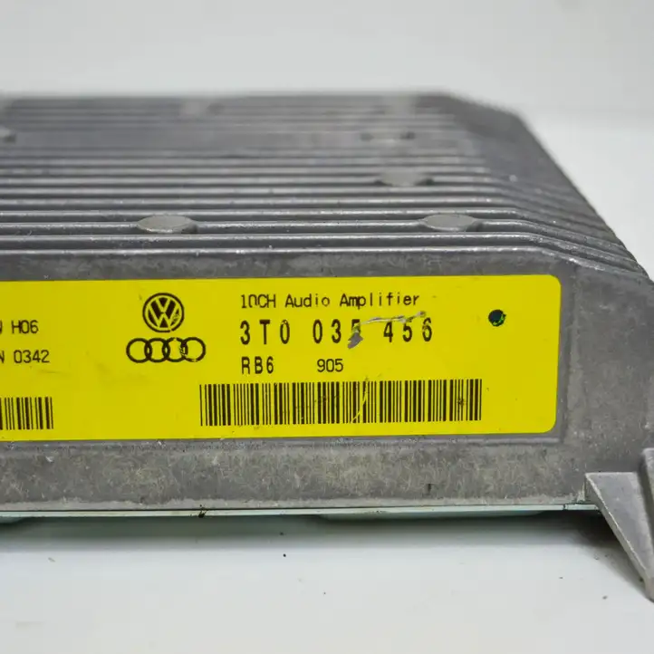 Skoda Octavia Mk2 (1Z) (2004 - 2013) 3T0035456 Усилитель звука — фото 5