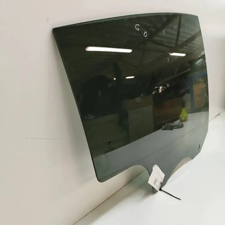 Tesla Model Y (2019 - 2024) 160758500A Стекло задней двери — фото 6