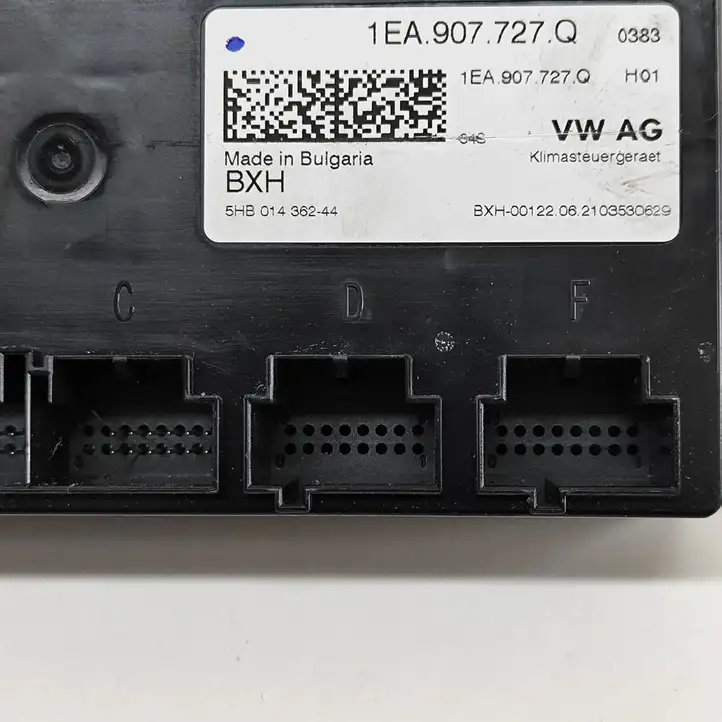 Volkswagen ID.3 (2019 - ) 1EA907727Q Блок управления климат-контролем — фото 7