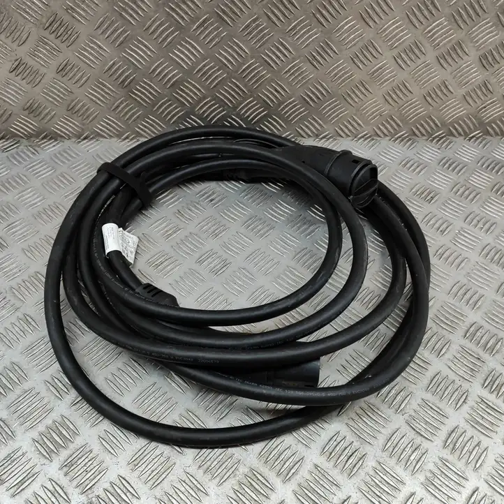 Volkswagen ID.4 (2020 - ) 4N0971675C Кабель для зарядки электромобилей — фото 2