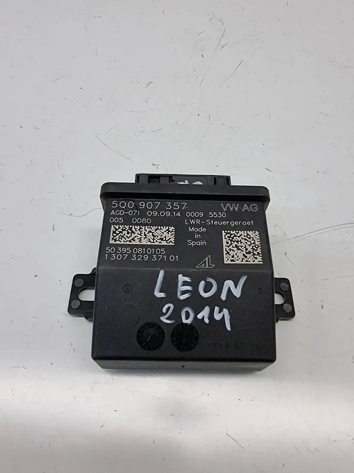 Seat Leon (5F) (2012 - 2019) 5Q0907357 Блок розжига ксенона — фото 1