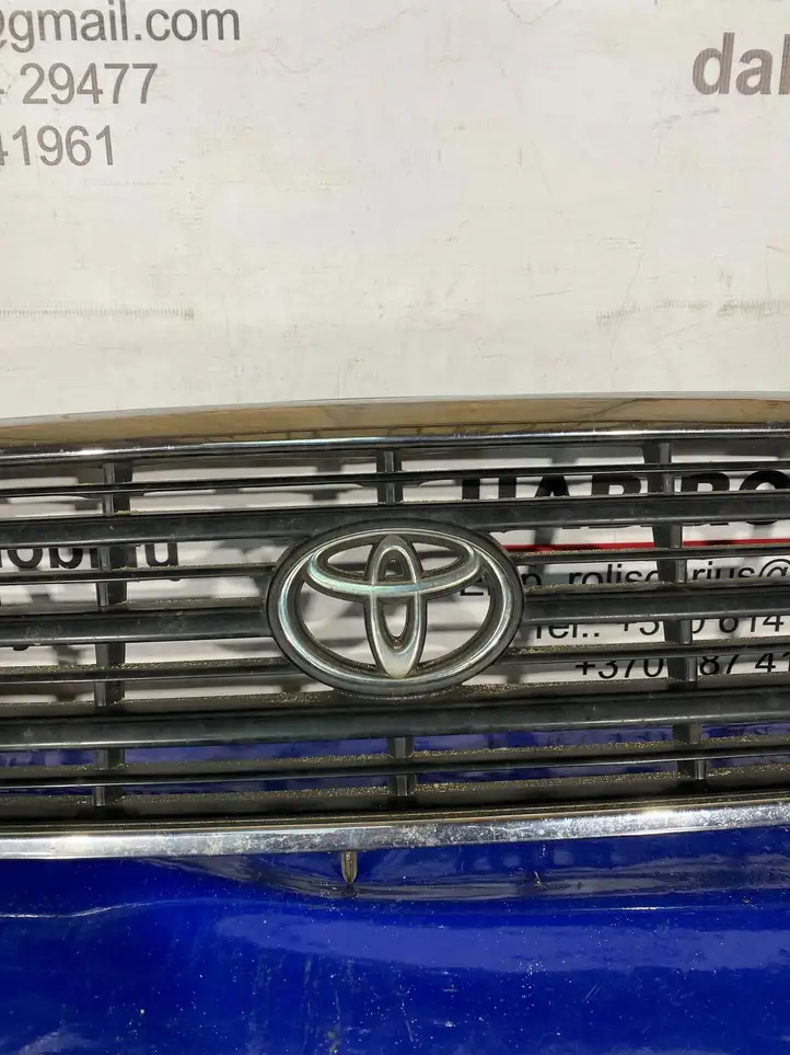 Toyota Land Cruiser (J100) (1998 - 2007) 5311160350 Передняя решетка — фото 5