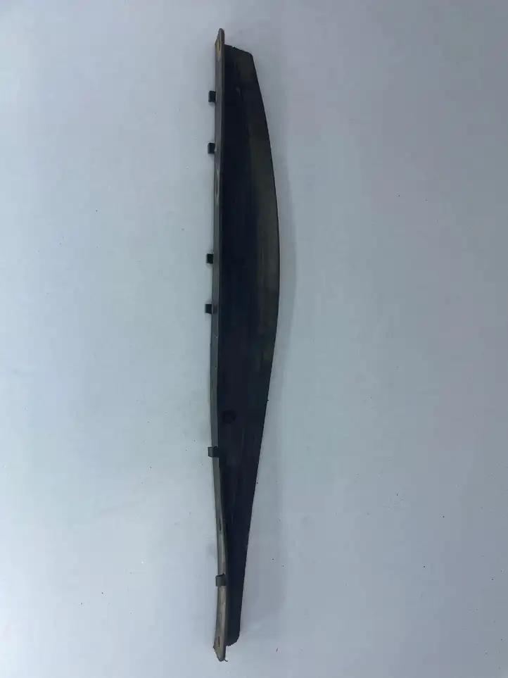 Tesla Model S (2012 - 2016) 600818500D Кронштейн переднего подкрылка — фото 1