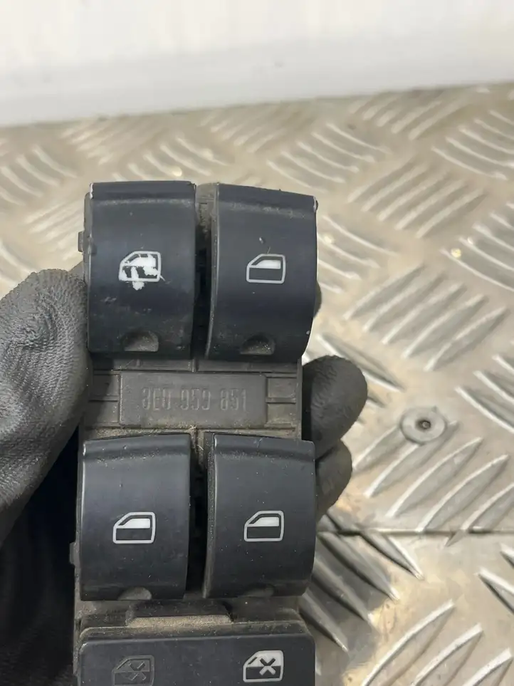 Audi A4 S4 B6 8E 8H (2000 - 2006) 8E0959851 Кнопка стеклоподъемников — фото 3