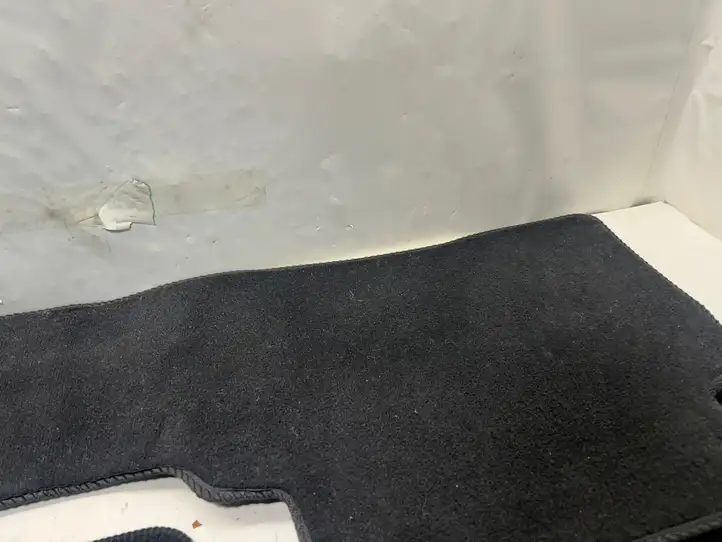 Kia Sorento (2017 - 2020) Комплект автомобильных ковриков — фото 3