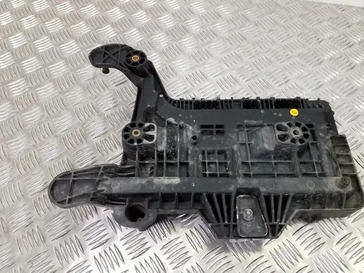 Seat Altea XL (2004 - 2015) 1K0915333 Площадка аккумулятора — фото 5