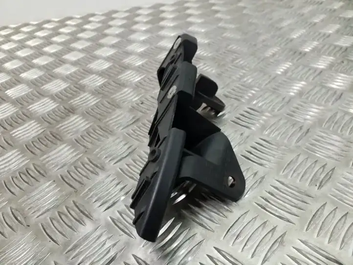 Seat Altea XL (2004 - 2015) 5P8807347 Кронштейн заднего бампера — фото 3