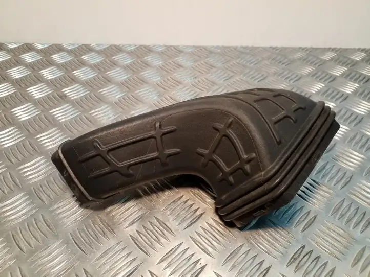 Audi A4 S4 B8 8K (2007 - 2011) 1021300601 Детали воздухозаборника — фото 1