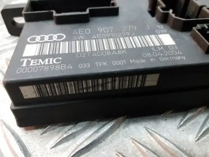 Audi A8 S8 D3 4E (2005 - 2007) 4E0907279J Блок управления светом — фото 4