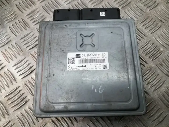 Seat Leon (1P) (2005 - 2012) 03L906023GP Блок управления двигателем (ECU) — фото 1
