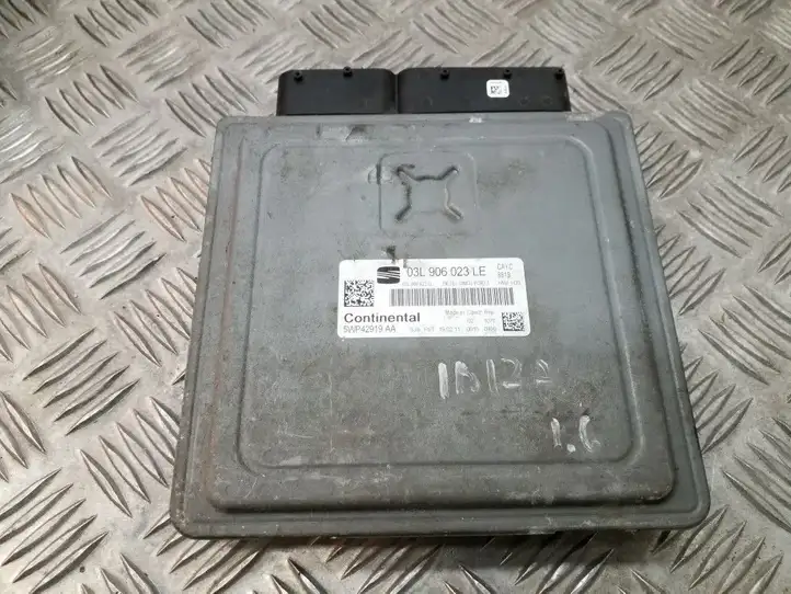 Seat Ibiza IV (6J,6P) (2008 - 2017) 03L906023LE Блок управления двигателем (ECU) — фото 1