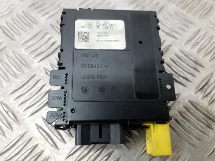 Volkswagen PASSAT B6 (2005 - 2010) 3C0953549E Прочие блоки управления — фото 1