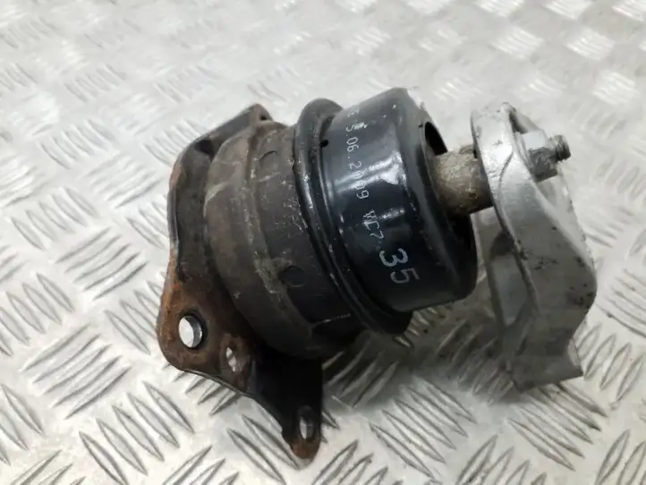 Seat Ibiza IV (6J,6P) (2008 - 2017) 6R0199167E Опора двигателя — фото 8