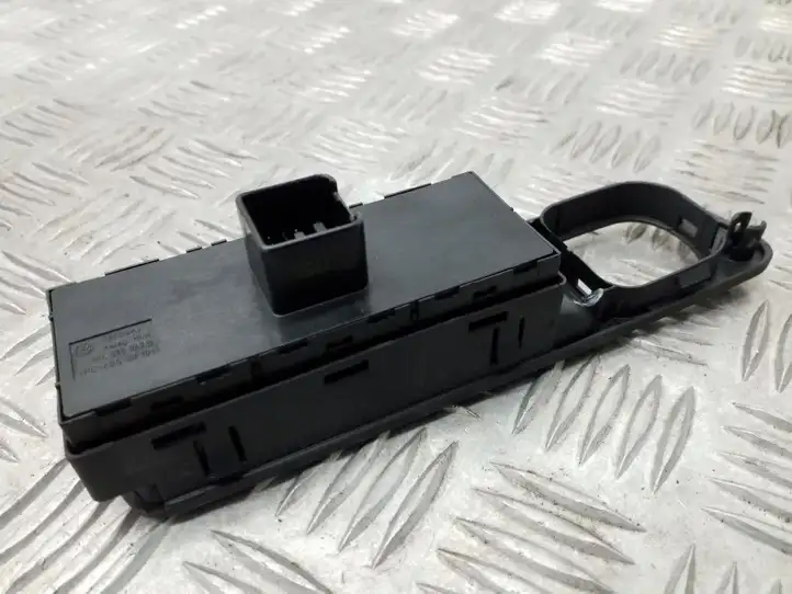 Volkswagen Tiguan (2007 - 2011) 1K4959857B Блок кнопок стеклоподъемников — фото 7
