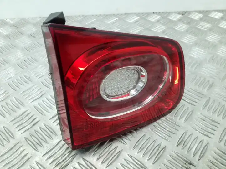 Volkswagen Tiguan (2007 - 2011) 5N0945093C Задний фонарь в крышке багажника — фото 5