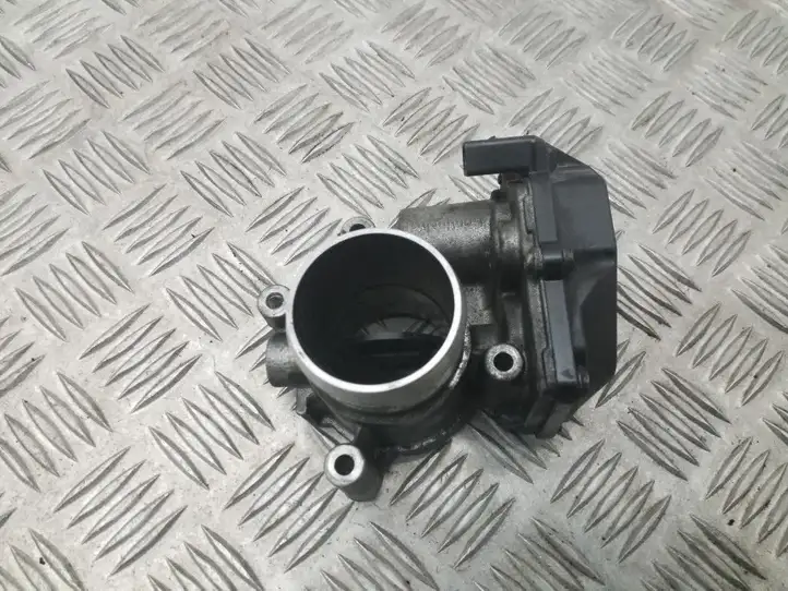 Volkswagen PASSAT B7 (2011 - 2014) 03L128063R Дроссельная заслонка — фото 1