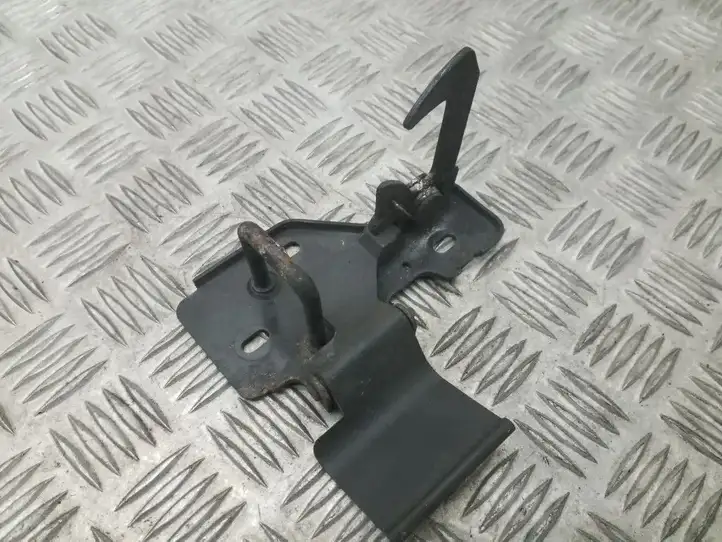 Seat Leon (1P) (2005 - 2012) 1P0823480 Кронштейн замка капота — фото 1