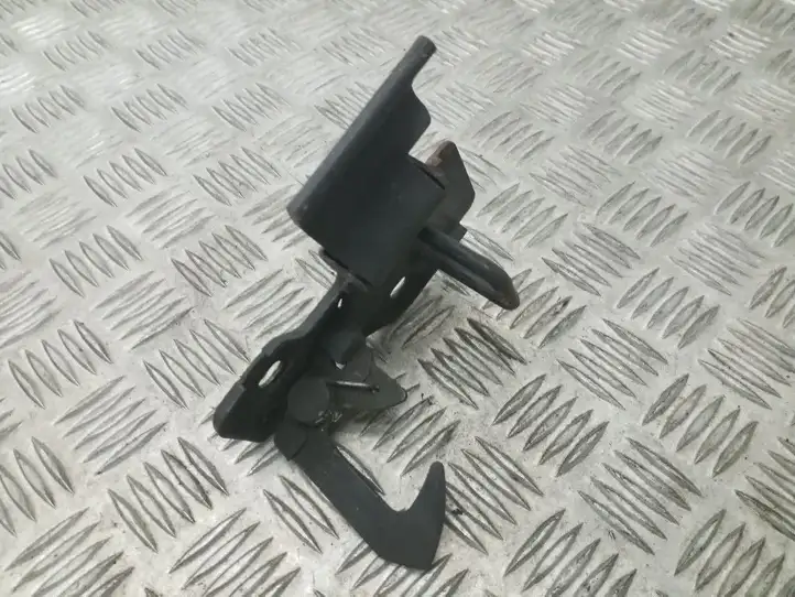Seat Leon (1P) (2005 - 2012) 1P0823480 Кронштейн замка капота — фото 4