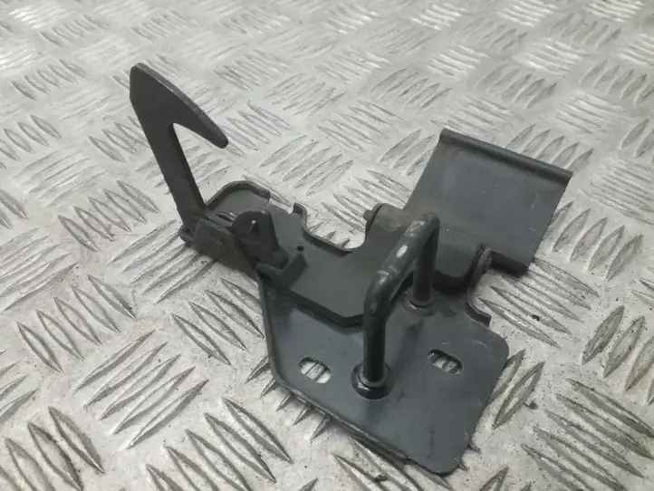 Seat Leon (1P) (2005 - 2012) 1P0823480 Кронштейн замка капота — фото 1