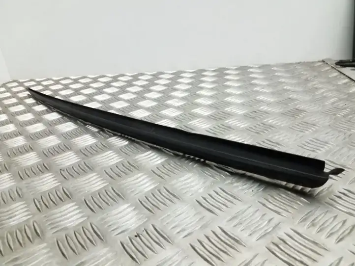 Audi A6 C7 (2011 - 2014) 4G0854328B Накладка стоек лобового стекла — фото 1