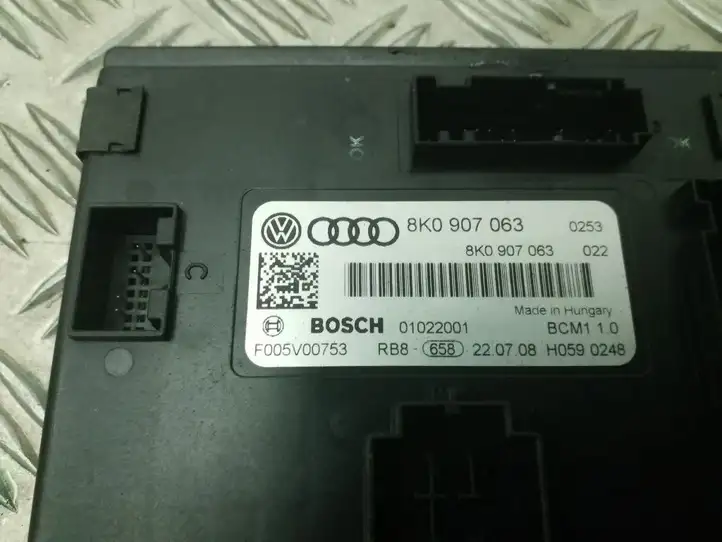 Audi A4 S4 B8 8K (2007 - 2011) 8K0907063 Модуль комфорта — фото 2