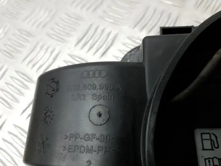Audi A4 S4 B8 8K (2007 - 2011) 8K0010508R Крышка топливного бака — фото 4