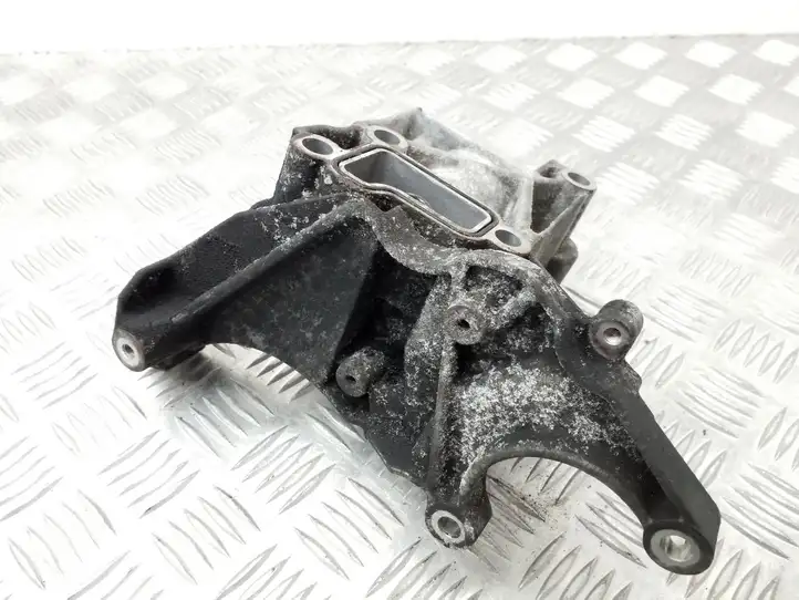 Audi A4 S4 B8 8K (2007 - 2011) 059145169AH Кронштейн насоса ГУР — фото 3
