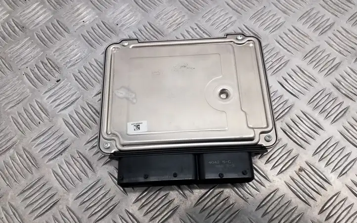 Seat Exeo (3R) (2008 - 2013) 03L906018MF Блок управления двигателем (ECU) — фото 4