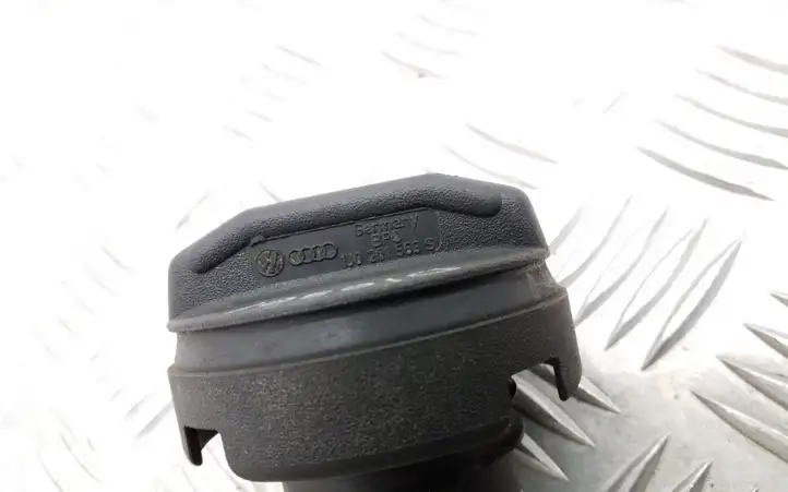 Audi A4 S4 B7 8E 8H (2004 - 2009) 1J0201553S Крышка топливного бака — фото 4