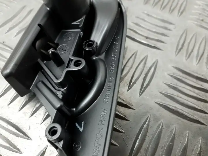 Volkswagen Tiguan (2011 - 2016) 5N0867179C Ручка закрывания двери — фото 5