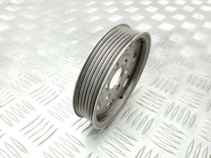 Seat Exeo (3R) (2008 - 2013) 06H145255E Шкив насоса ГУР — фото 3